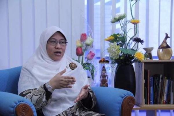 Kiprah Prestatif Sosok Perempuan PKS Ledia Hanifa