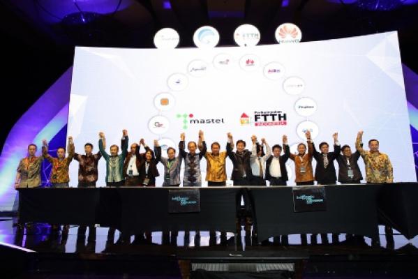 Menkominfo: Fokus Pemerintah Saat ini adalah Fixed Solution