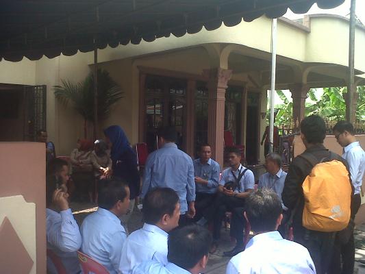 Rumah Duka Mulai Didatangi Rekan Kerja dan Kerabat 