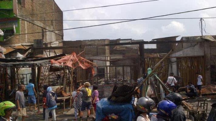 Terbakar, Pajak Melati Belum Dipasangi Police Line