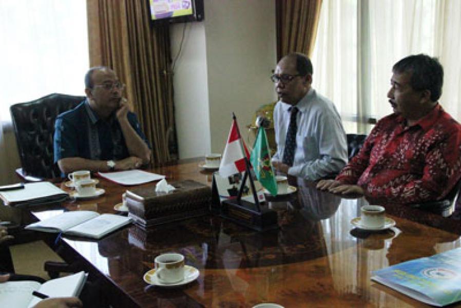 PT Diminta Beri Keringanan Bagi Warga Kurang Mampu