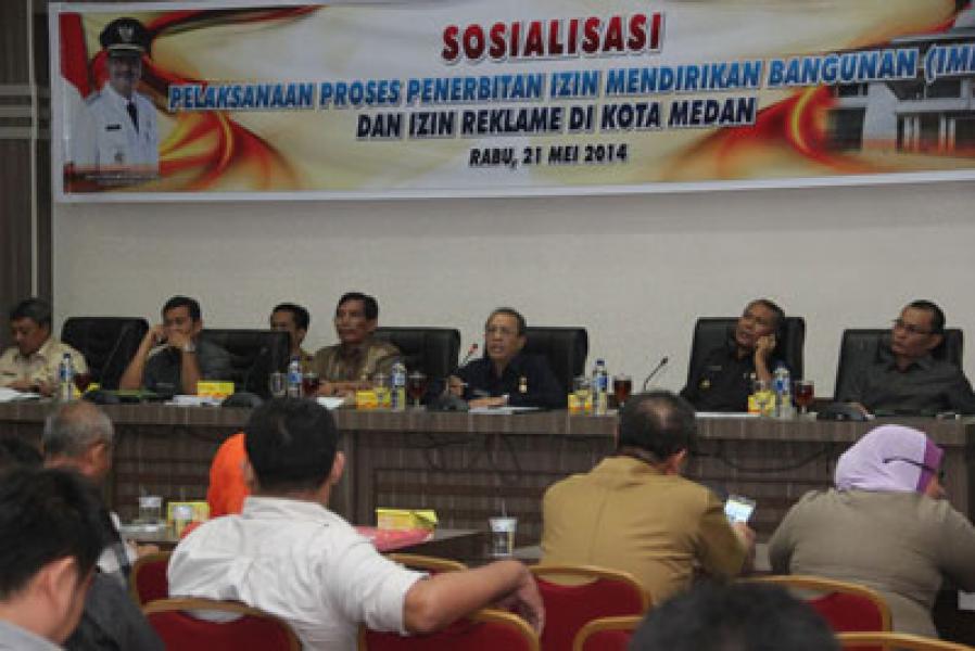 Pemko Medan Sosialisasikan Perubahan Mekanisme Perizinan Reklame