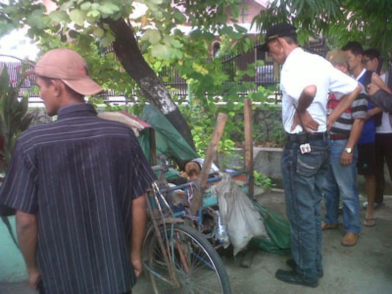 Pria Tanpa Identitas Ditemukan Tewas di Atas Becak Barang di Jalan HM Jhoni Medan
