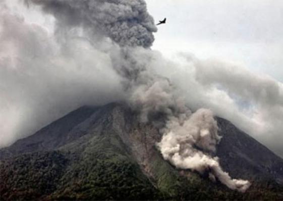 Gunung Sinabung Kembali Meletus