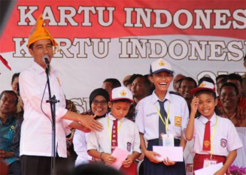 Jokowi: Uang KIP Jangan Dibikin Beli Pulsa