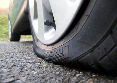 Korban Tangkap Pencuri Modus Kempes Ban