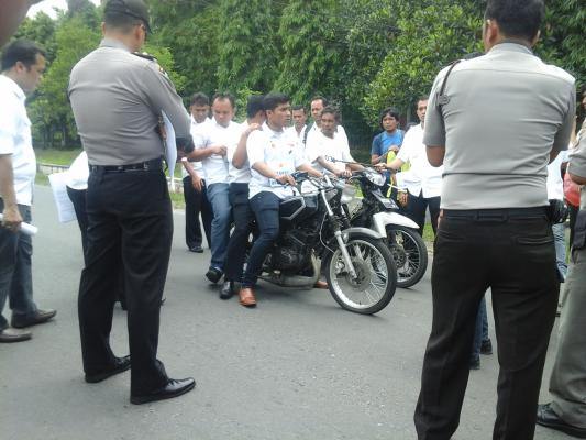  Rekonstruksi Kasus Pembakaran Manusia Nyaris Ricuh
