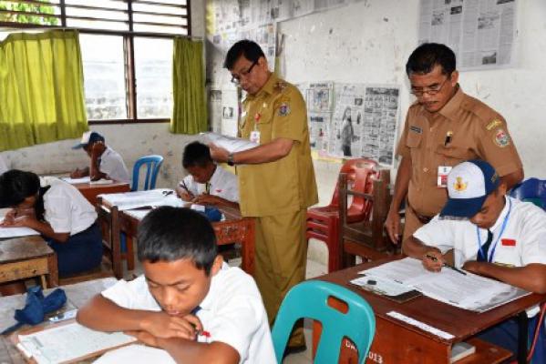 4624 Siswa SMP/MTs Kabupaten Humbahas Serentak Ikuti UN 