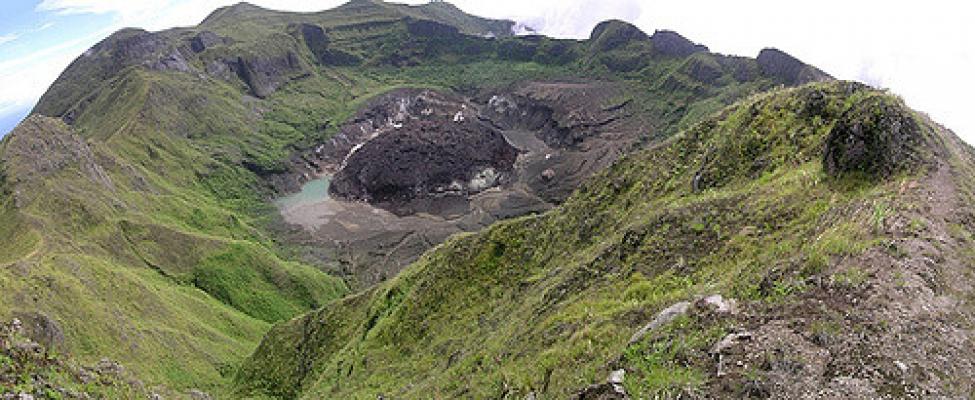 Aktivitas Vulkanik Meningkat, Gunung Awu Berstatus Siaga