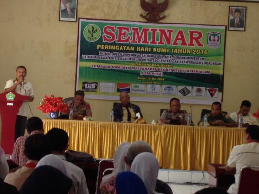 LSM PEKA Gelar Seminar Peringati Hari Bumi