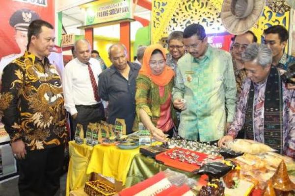 Pekan Inovasi Sumut ke-4 Lapangan Merdeka Medan Terkesan Dipaksakan 