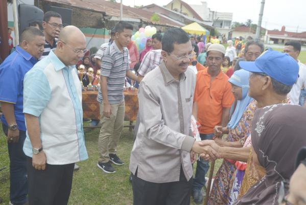 Pembukaan Turnamen SSB Patriot Dirangkai Dengan Bhakti Sosial  