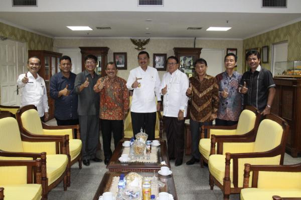 Plt Gubernur Sumut Ingatkan Bupati/Walikota se-Kepulauan Nias Jalankan Amanah Sesuai Aturan