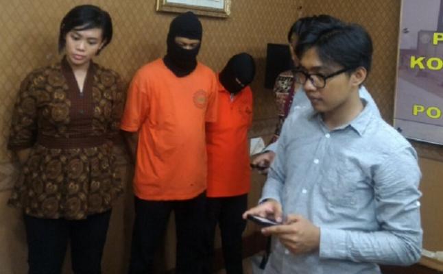 Polisi Tangkap Suami-Istri yang Pertontonkan Live Show Hubungan Badan kepada Pelanggannya