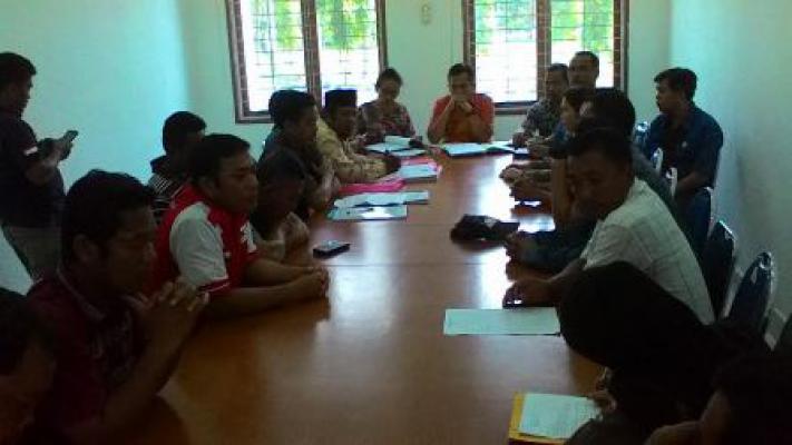Puluhan Warga Desa Pardamean Dianjurkan Menempuh Proses Hukum