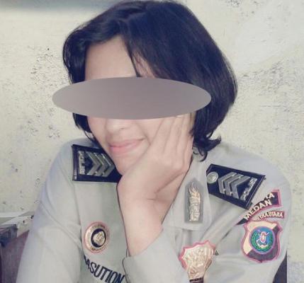 Saat Ditangkap, Polwan Ini Sedang Asyik Dugem dengan Bandar Narkoba