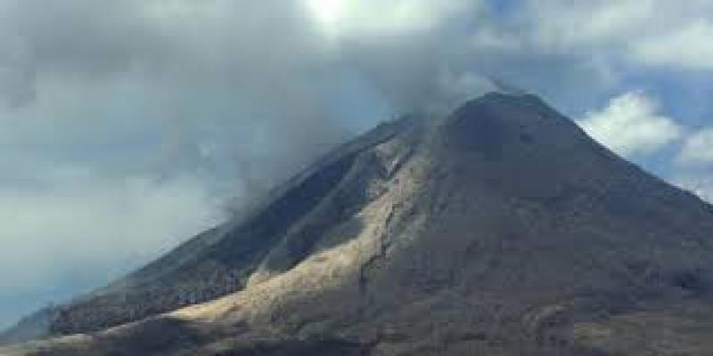 Status AWAS, Masyarakat dan Wisatawan Diimbau Jauhi Gunung Sinabung