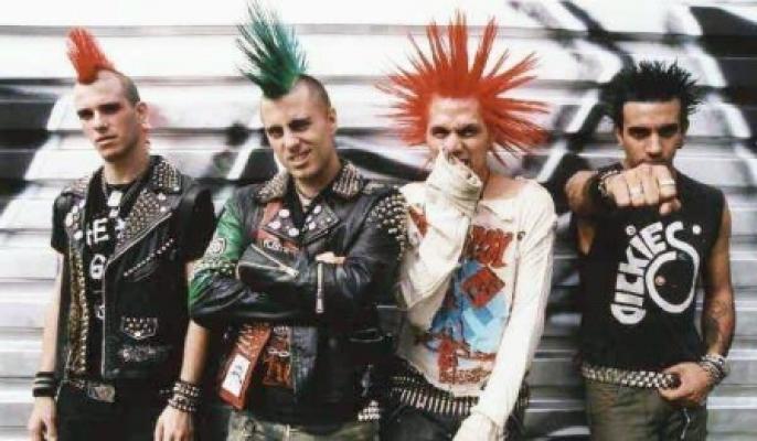 Tanda dan Simbol di Tubuh Komunitas Punk