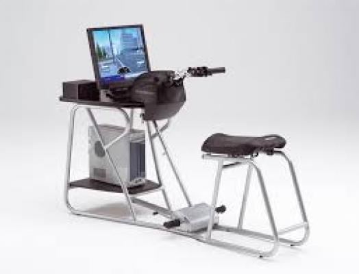 Usai Tes Alat Simulator HRT, Warga Diberi Hadiah