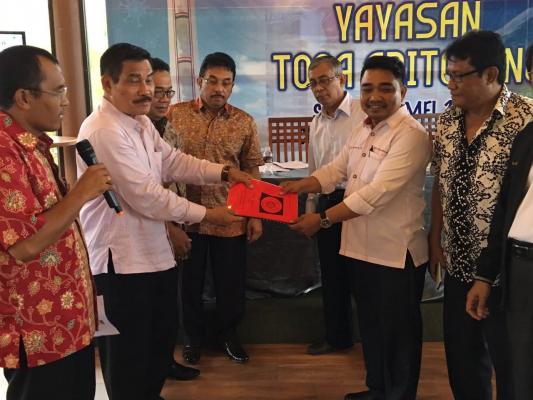 Yayasan Dipercayakan Mengelola Tugu Toga Aritonang