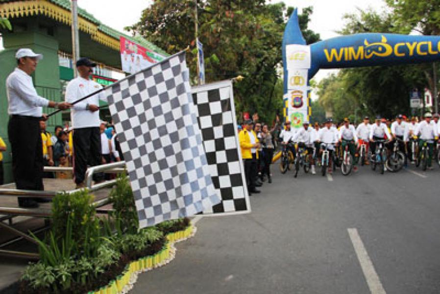 Ribuan Peserta Ikuti Fun Bike