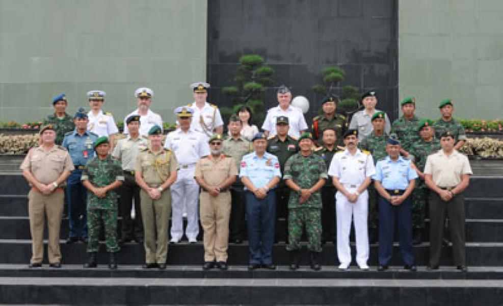 Kasdam I/BB Terima Atase Militer 22 Negara