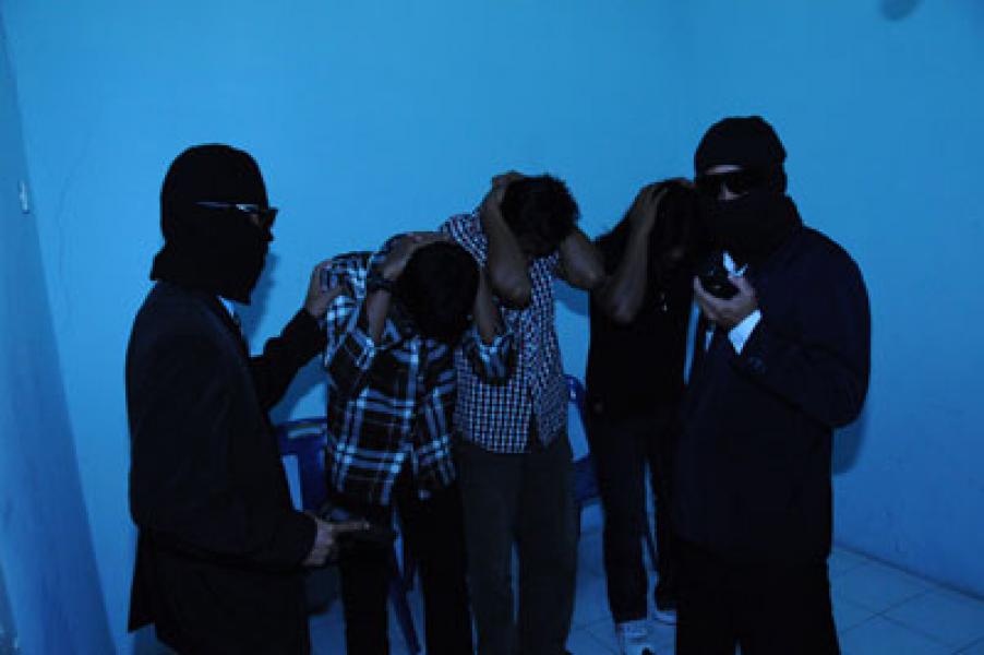 Teroris di Medan Bunuh Tiga Sandera
