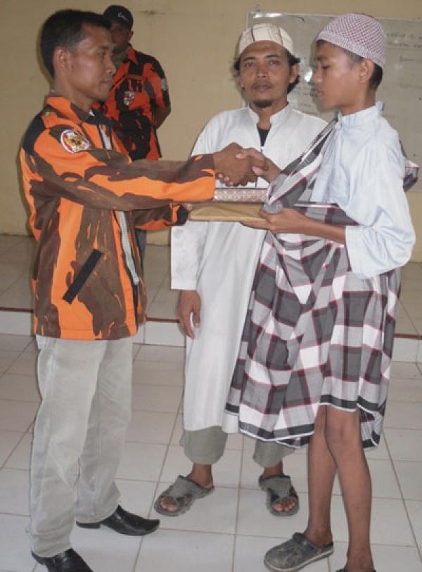 PP Bandarlabuhan Gelar Khitanan Masal