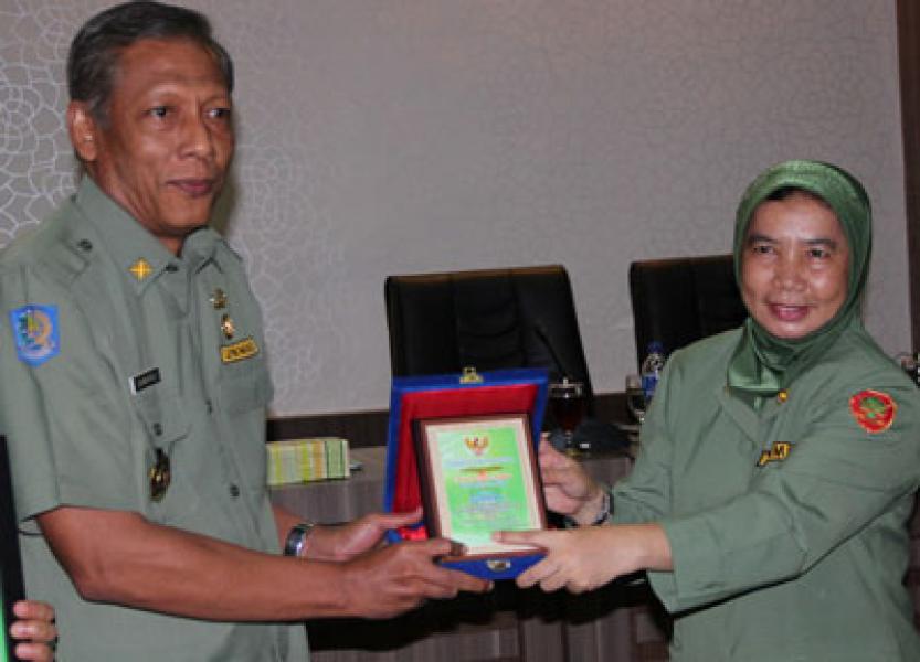 Medan Terima Raskin Award 2012