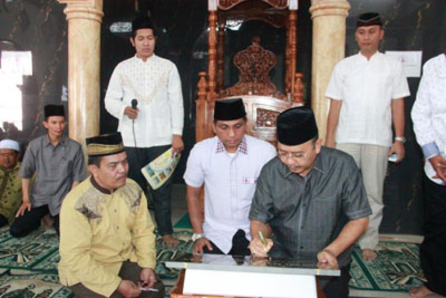 Plt Wali Kota Medan Resmikan Masjid Masiah Al Ikhlas Ngumban Surbakti