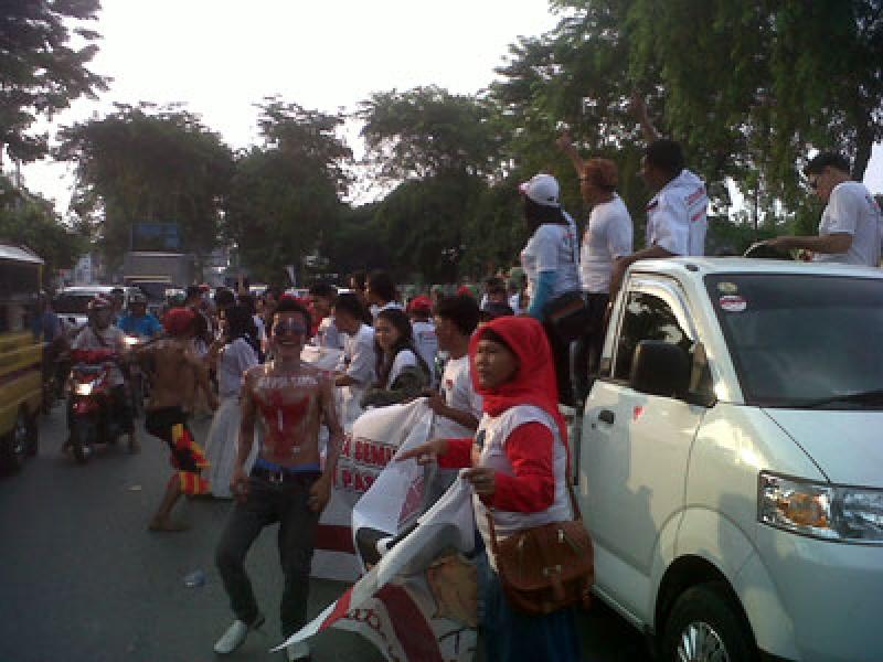 Gema Indonesia Sumut Bagikan Stiker, Pin dan Kaos Prabowo-Hatta