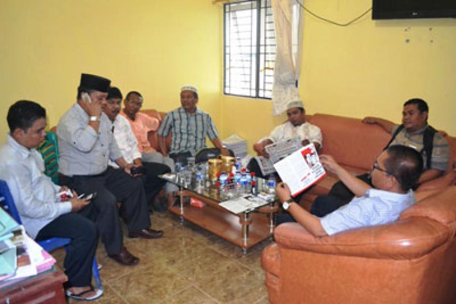 Tim Pemenangan Prabowo-Hatta Laporkan Selebaran Berbau SARA ke Panwaslu Madina