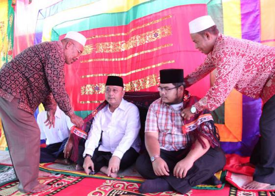 Bupati & Tokoh Adat Madina Upah-upah Walikota Medan