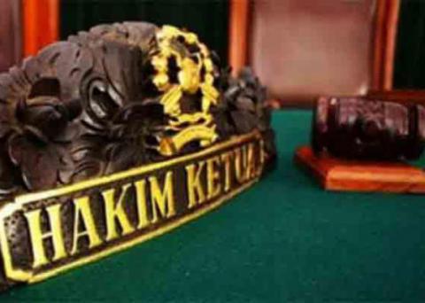 Mantan Pramugari Cantik Diadili di PN Medan