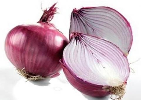 Petugas Gabungan Gagalkan Penyelundupan 180 Ton Bawang Asal Malaysia