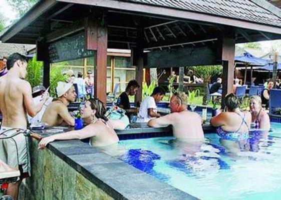 Wisatawan 45 Negara Bebas Visa Berkunjung ke Indonesia