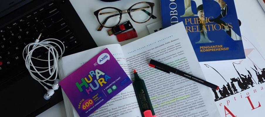 Bahagia Karena HURA HURA Bersama Keluarga