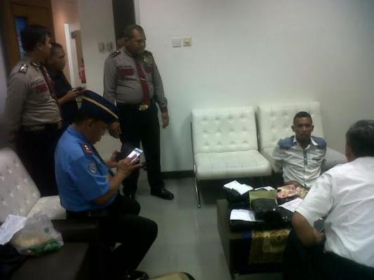 Bawa Ganja 14 Kg, Penumpang Lion Air Diamankan di Bandara Kuala Namu
