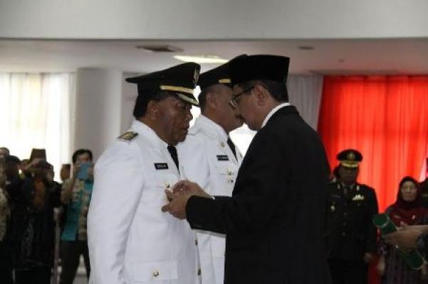 Gubsu Lantik Bupati dan Wakil Bupati Mandailing Natal