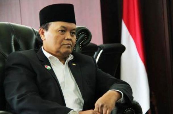 Hidayat: Pemotongan Anggaran BIN dan TNI Perlu Kajian Mendalam