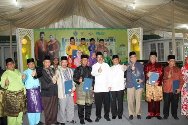 Hidupkan Suasana Keagamaan, Gubsu Serukan Gerakan Masyarakat Maghrib Mengaji