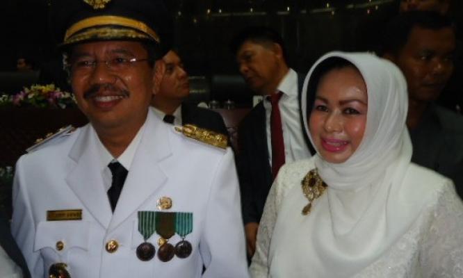 Istri Gubsu Kabur Usai Diperiksai KPK di Mako Brimobsu