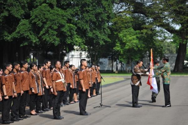 Lepas Kontingen Olimpiade, Presiden Jokowi Menanti Indonesia Raya Berkumandang