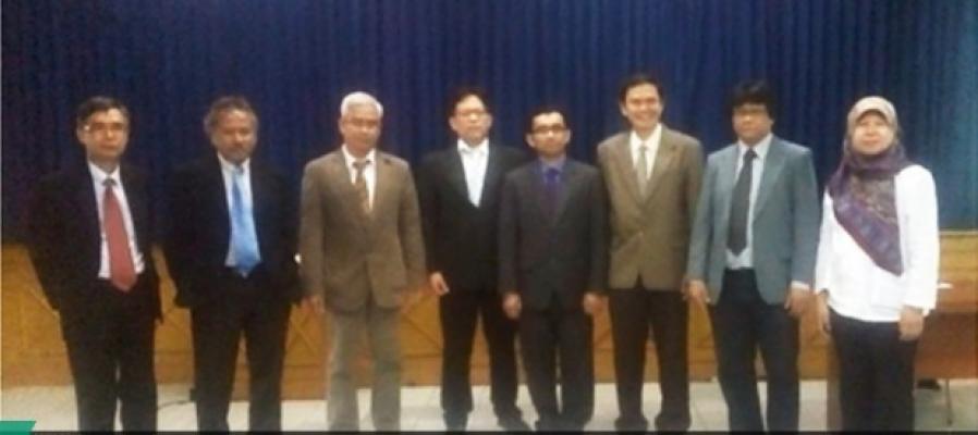 Membuat Laser dari Bahan Gelas, Dosen UNIMED Raih Doktor di ITB 