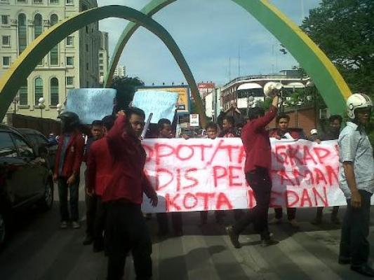 PC IMM Gelar Aksi Unjuk Rasa di Depan Kantor Walikota Medan