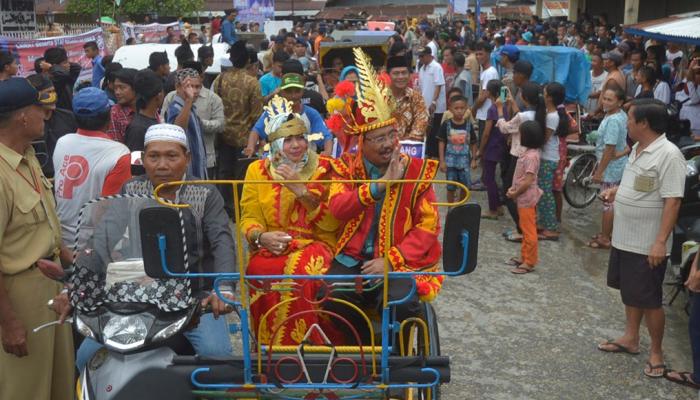 Tim Safari Ramadhan Gubernur Sumut Disambut Upacara Adat dan Konvoi Betor di Nias Selatan