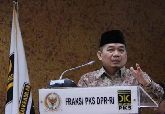 UU Pilkada Disahkan, FPKS Kritisi Keharusan Legislator Mundur 