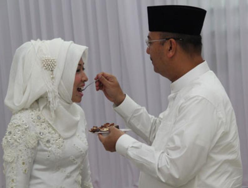 Eldin Terharu, Rahudman Ucapkan Selamat Ulang Tahun