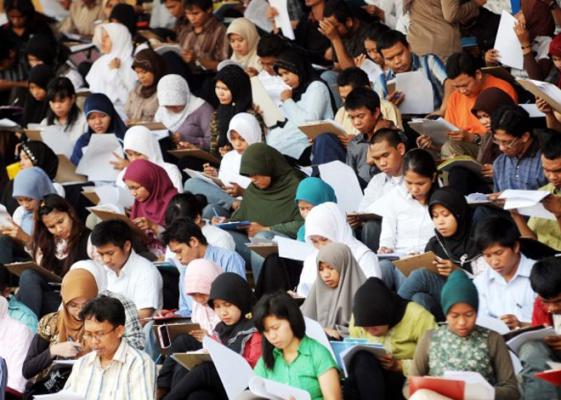 Pemerintah Tunda Penerimaan PNS Tahun Ini