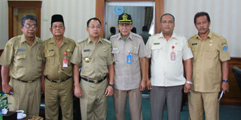 Dinilai Berjasa Luar Biasa, Wali Kota Binjai Dianugerahi Bintang Legiun Veteran